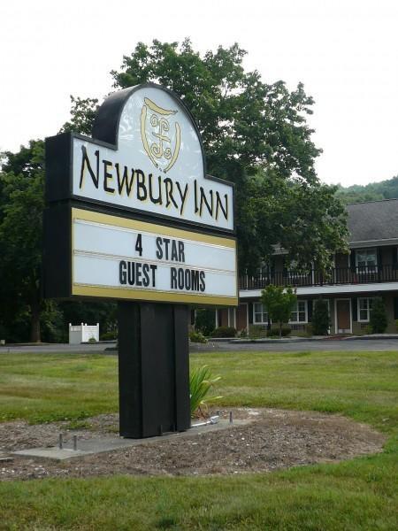 Newbury Inn Brookfield Exteriör bild